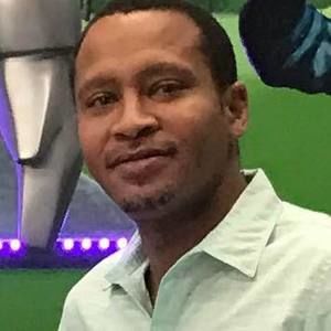 Meet your Posher, Adrian